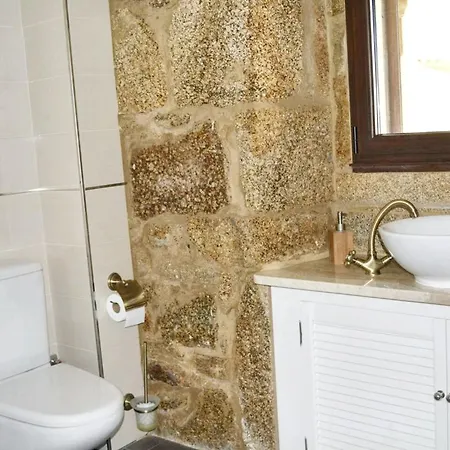 House With Spectacular View Over And The Sea *